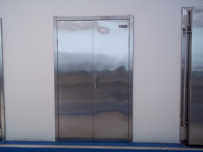 新型冷庫(kù)門(mén)是如何增強(qiáng)安全性的(圖1) 新型冷庫(kù)門(mén)是如何增強(qiáng)安全性的(圖1)